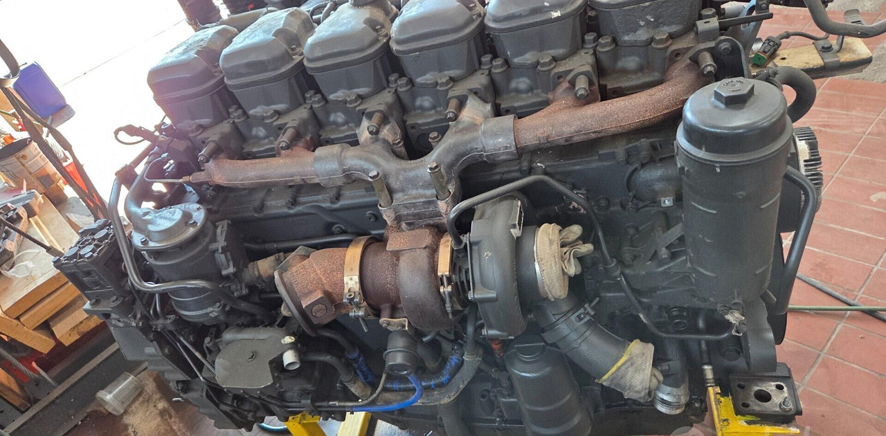 Motore Scania DC13 155 R500 per Scania R - Motor pre Nákladné auto: obrázok 2 Motore Scania DC13 155 R500 per Scania R - Motor pre Nákladné auto: obrázok 2