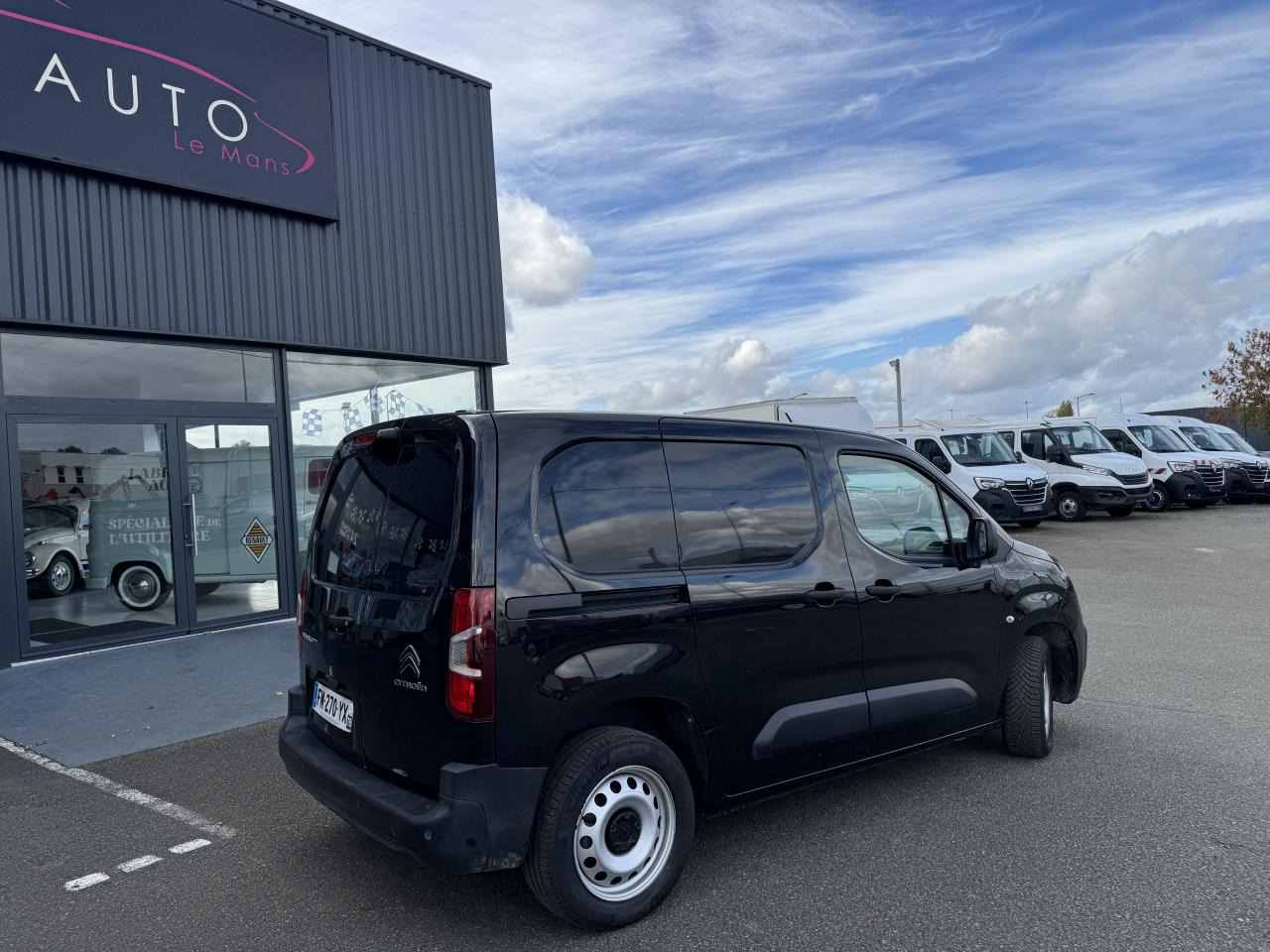 CITROEN Berlingo 1.5 BlueHDi S&S - 130 - BV EAT8  III FOURGON Fourgon M Driver 650 kg PHASE 1 - Furgon: obrázok 5 CITROEN Berlingo 1.5 BlueHDi S&S - 130 - BV EAT8  III FOURGON Fourgon M Driver 650 kg PHASE 1 - Furgon: obrázok 5