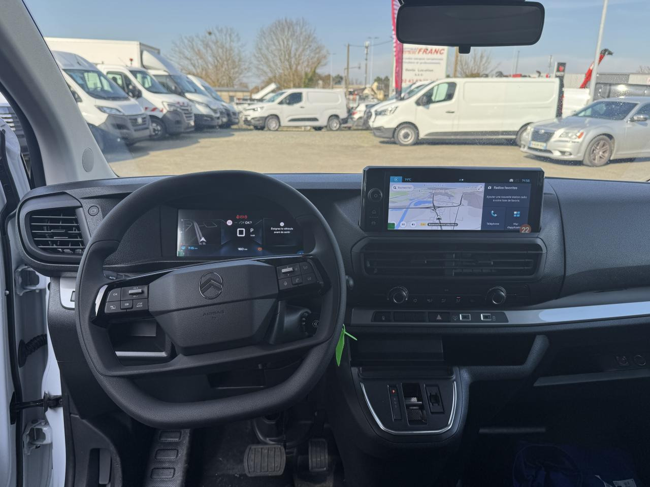 CITROEN jumpy M 2.0 HDI 180 EAT-8 CABINE APPROFONDIE 5 PLACES - Dodávkа s dvojitou kabínou: obrázok 4 CITROEN jumpy M 2.0 HDI 180 EAT-8 CABINE APPROFONDIE 5 PLACES - Dodávkа s dvojitou kabínou: obrázok 4