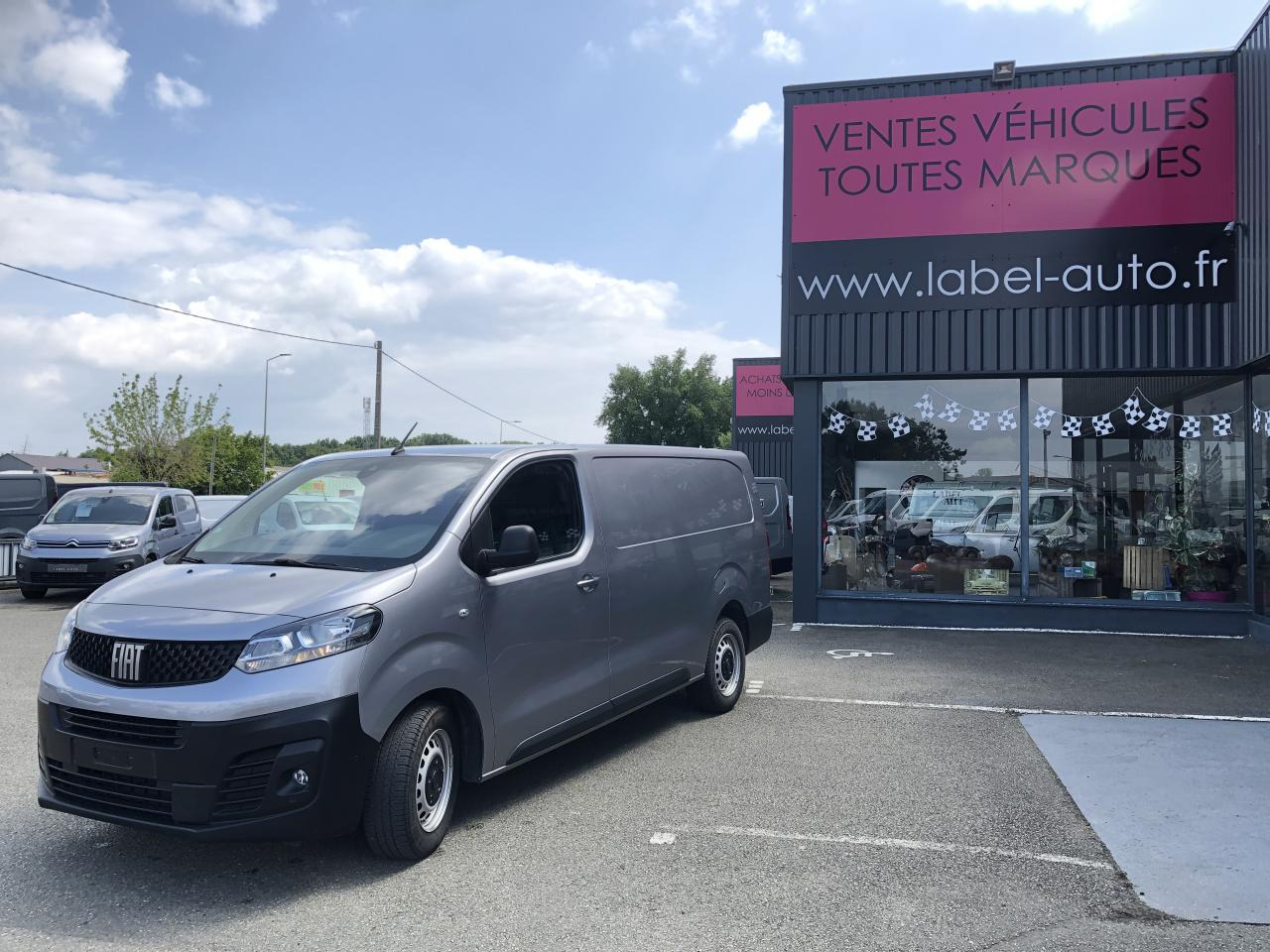 FIAT Scudo XL 2.0 BlueHDi 145 CH - Furgon: obrázok 5 FIAT Scudo XL 2.0 BlueHDi 145 CH - Furgon: obrázok 5