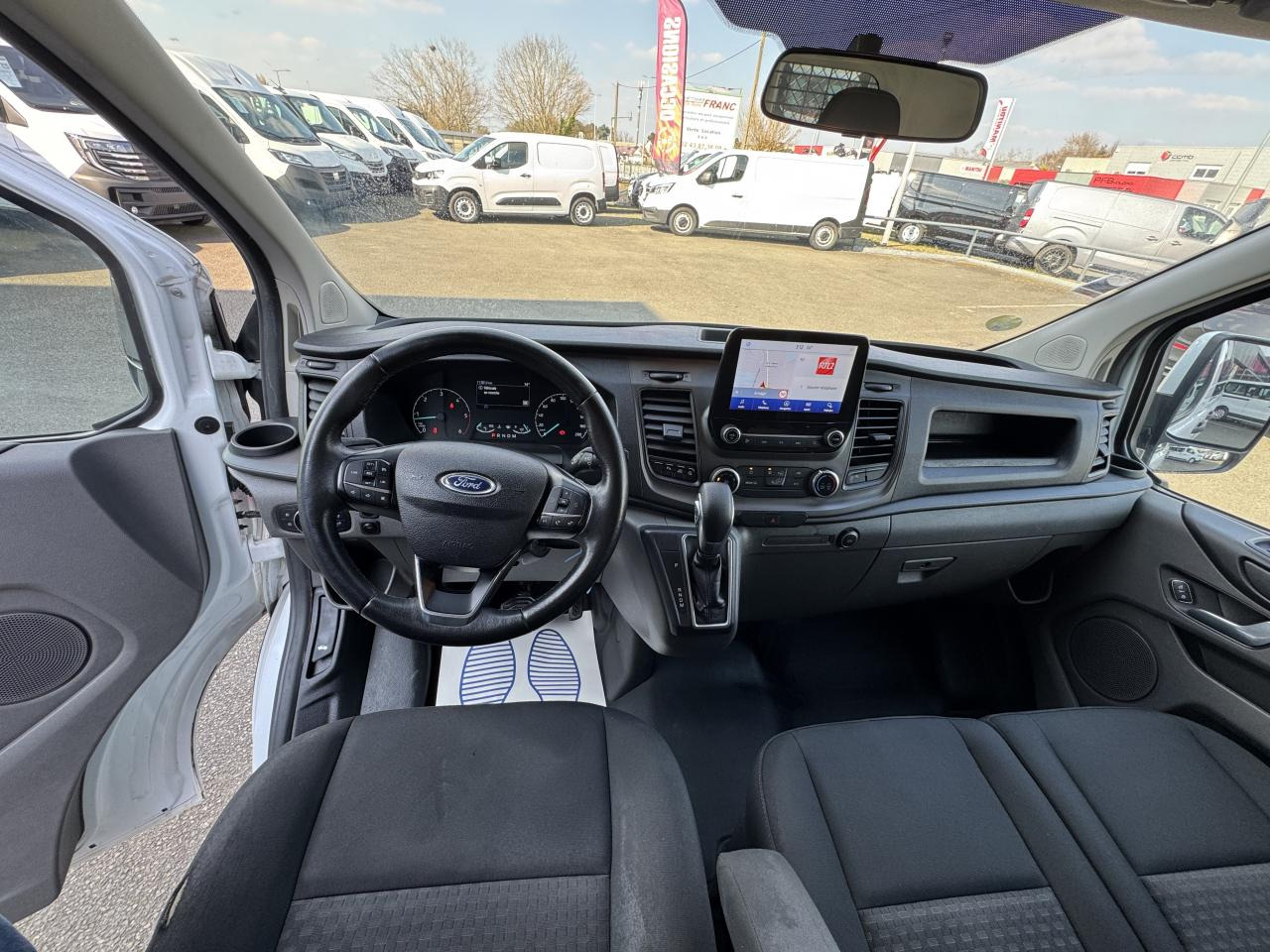 FORD Transit Custom 2.0 TDCi - 130 - BVA S&S TRANSIT CUSTOM FOURGON Fourgon 300 L1H1 Trend Business P - Furgon: obrázok 4 FORD Transit Custom 2.0 TDCi - 130 - BVA S&S TRANSIT CUSTOM FOURGON Fourgon 300 L1H1 Trend Business P - Furgon: obrázok 4