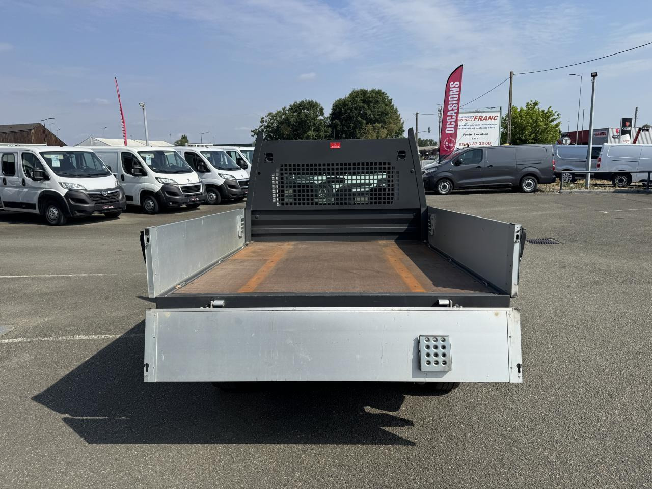 Fiat Doblo Cargo Cargo 1.6 Multijet 16V 105 ch WORK UP PLATEAU Pro Lounge - Dodávka valník: obrázok 4 Fiat Doblo Cargo Cargo 1.6 Multijet 16V 105 ch WORK UP PLATEAU Pro Lounge - Dodávka valník: obrázok 4
