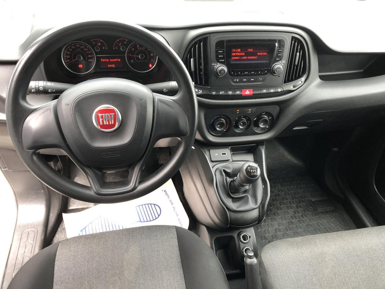 Fiat Doblo Cargo MAXI 1.6 MULTIJET 105CH 1005KG BUSINESS - Furgon: obrázok 3 Fiat Doblo Cargo MAXI 1.6 MULTIJET 105CH 1005KG BUSINESS - Furgon: obrázok 3