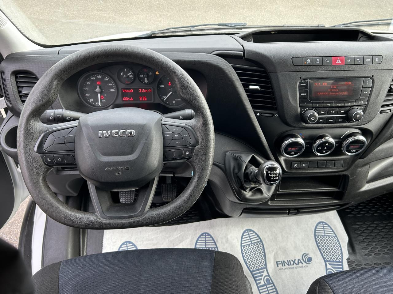 IVECO Daily 35 C 16H BENNE + COFFRE 3.0 160CH - Dodávka sklápač: obrázok 4 IVECO Daily 35 C 16H BENNE + COFFRE 3.0 160CH - Dodávka sklápač: obrázok 4