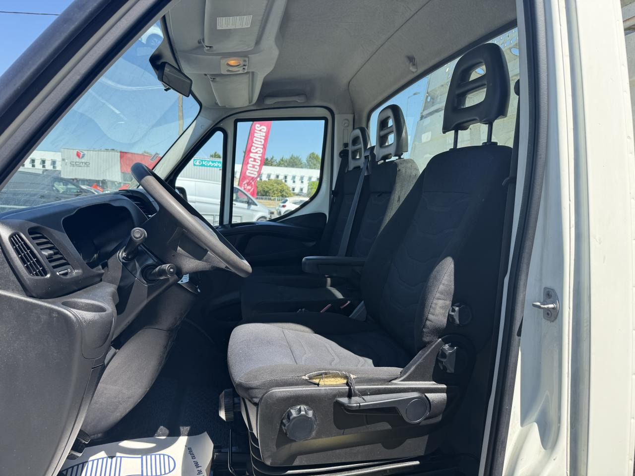 IVECO daily 35 C 12 BENNE RJ 2.3 120 CH - Dodávka sklápač: obrázok 4 IVECO daily 35 C 12 BENNE RJ 2.3 120 CH - Dodávka sklápač: obrázok 4