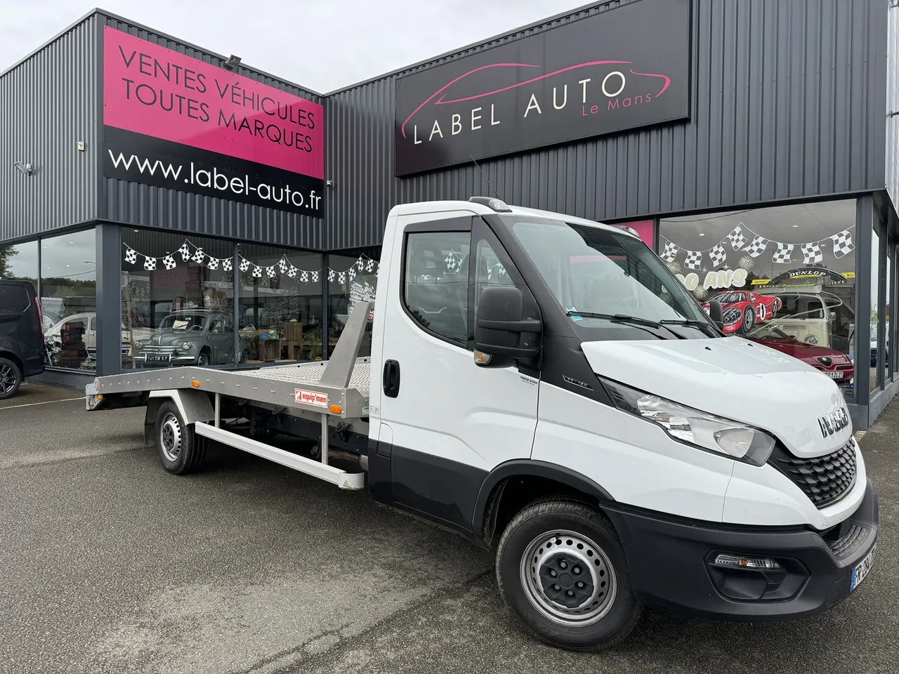 Iveco Daily 35C16H3.0 EMPATTEMENT 4100 - Odťahovy voz: obrázok 1 Iveco Daily 35C16H3.0 EMPATTEMENT 4100 - Odťahovy voz: obrázok 1