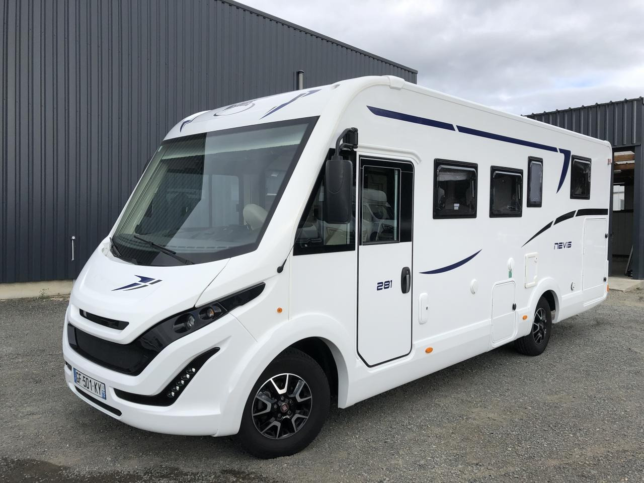 MC LOUIS NEVIS 281 - Integrované obytné auto: obrázok 1 MC LOUIS NEVIS 281 - Integrované obytné auto: obrázok 1