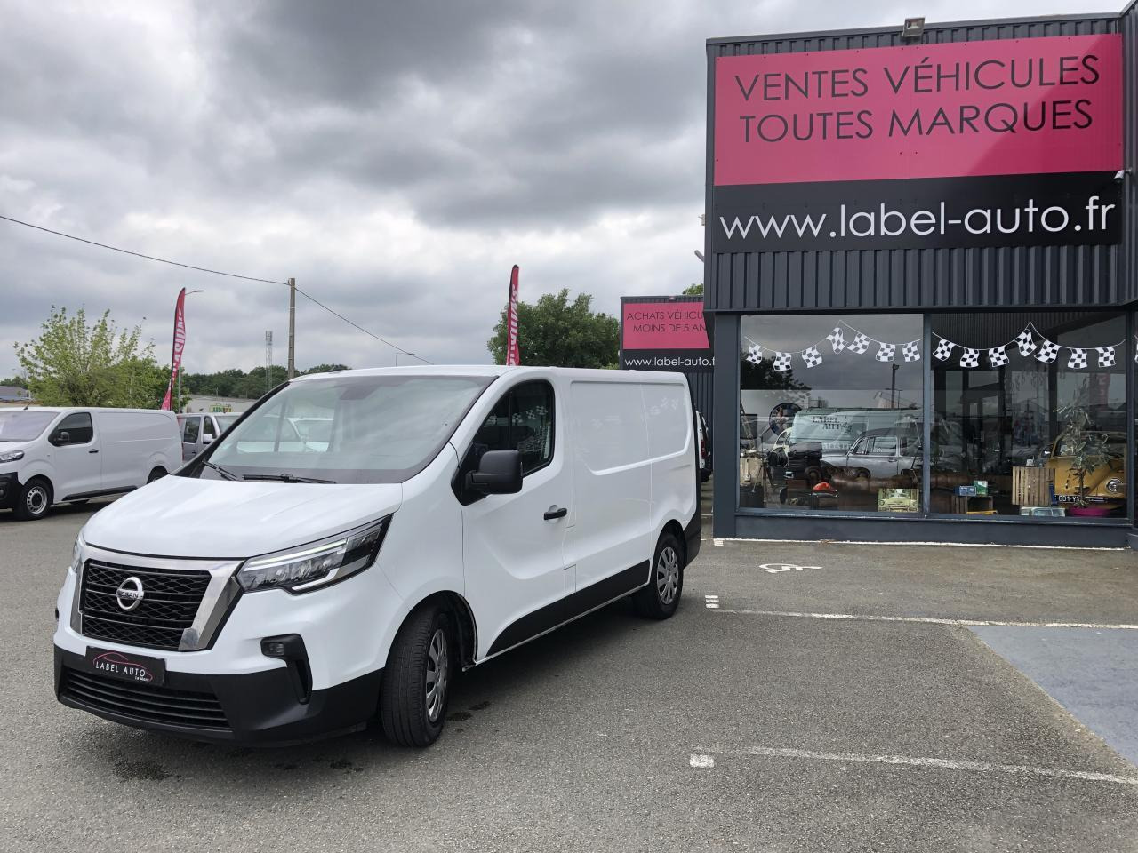 Nissan Primastar L1H1 2T8 2.0 DCI 150CH N-CONNECTA DCT GPS KIT BOIS - Furgon: obrázok 5 Nissan Primastar L1H1 2T8 2.0 DCI 150CH N-CONNECTA DCT GPS KIT BOIS - Furgon: obrázok 5