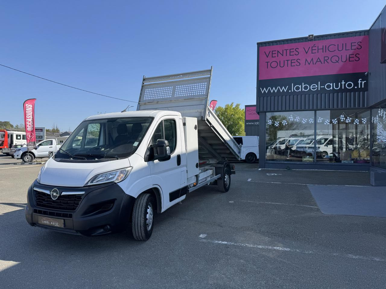 OPEL Movano 3.5t L2.2 BlueHDi Maxi 140CH BENNE COFFRE - Dodávka sklápač: obrázok 5 OPEL Movano 3.5t L2.2 BlueHDi Maxi 140CH BENNE COFFRE - Dodávka sklápač: obrázok 5