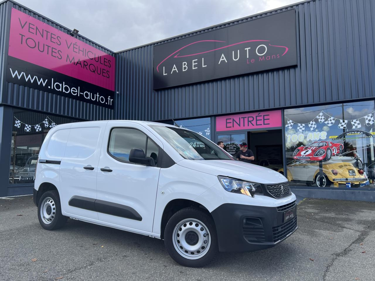 PEUGEOT PARTNER M 650KG 1.5 HDI 100CH ASPHALT 3 PLACES - Furgon: obrázok 1 PEUGEOT PARTNER M 650KG 1.5 HDI 100CH ASPHALT 3 PLACES - Furgon: obrázok 1