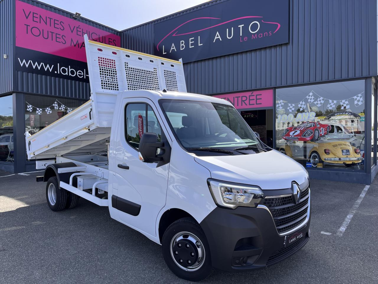 RENAULT MASTER 3T5 BENNE COFFRE RJ 2.3DCI 145 CH PROPULSION - Dodávka sklápač: obrázok 1 RENAULT MASTER 3T5 BENNE COFFRE RJ 2.3DCI 145 CH PROPULSION - Dodávka sklápač: obrázok 1