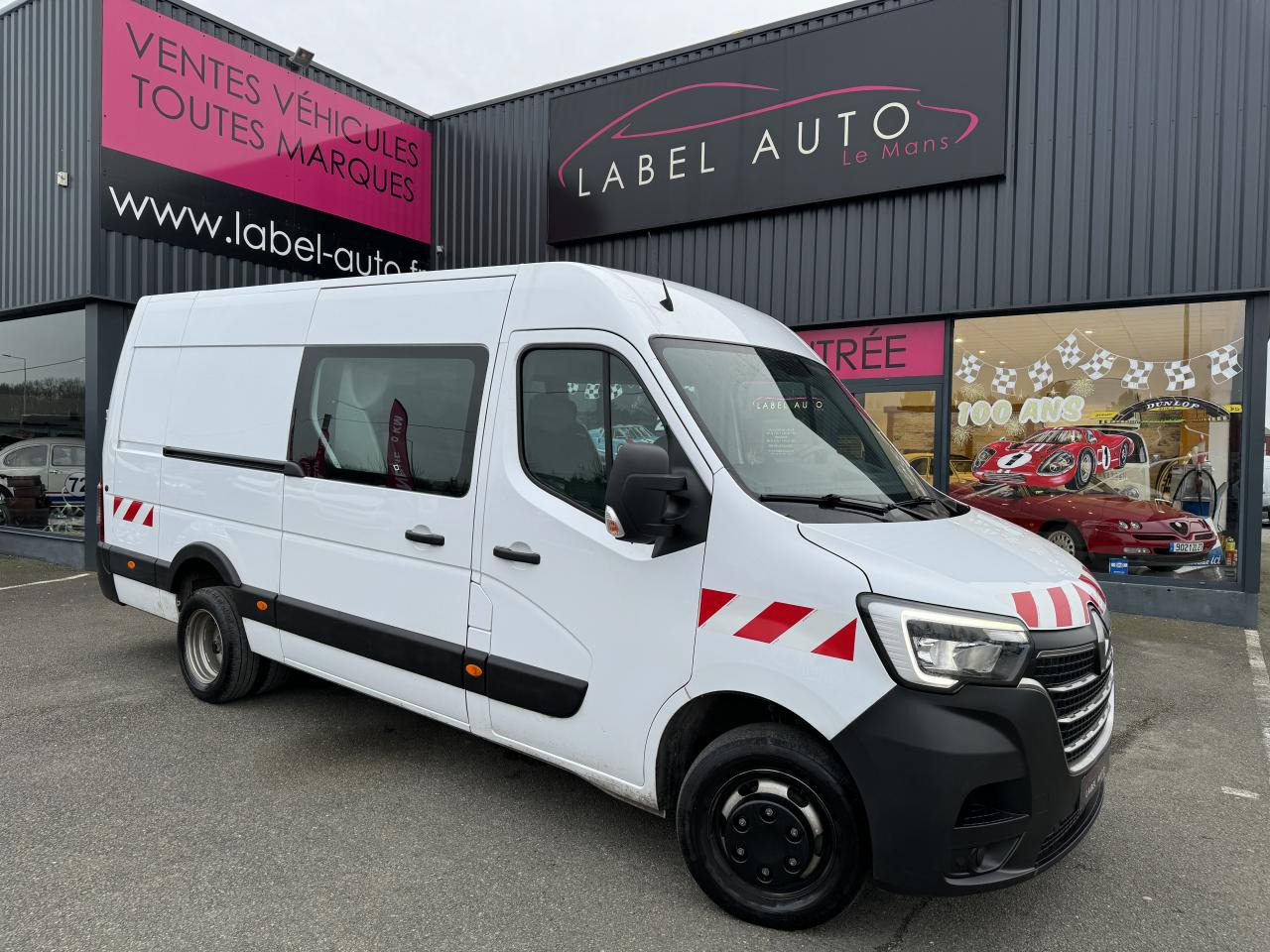 RENAULT Master Confort R3500RJ L3H2 2.3DCI 165CH CABINE APPROFONDIE 6 PLACES - Furgon: obrázok 1 RENAULT Master Confort R3500RJ L3H2 2.3DCI 165CH CABINE APPROFONDIE 6 PLACES - Furgon: obrázok 1