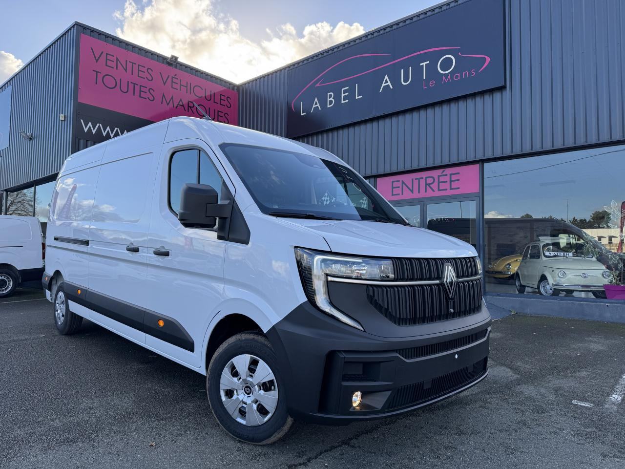 RENAULT Master Extra 3t5 L3H2 2.0 Blue dCi - 150 IV FOURGON Fourgon L3H2 Traction - Furgon: obrázok 1 RENAULT Master Extra 3t5 L3H2 2.0 Blue dCi - 150 IV FOURGON Fourgon L3H2 Traction - Furgon: obrázok 1