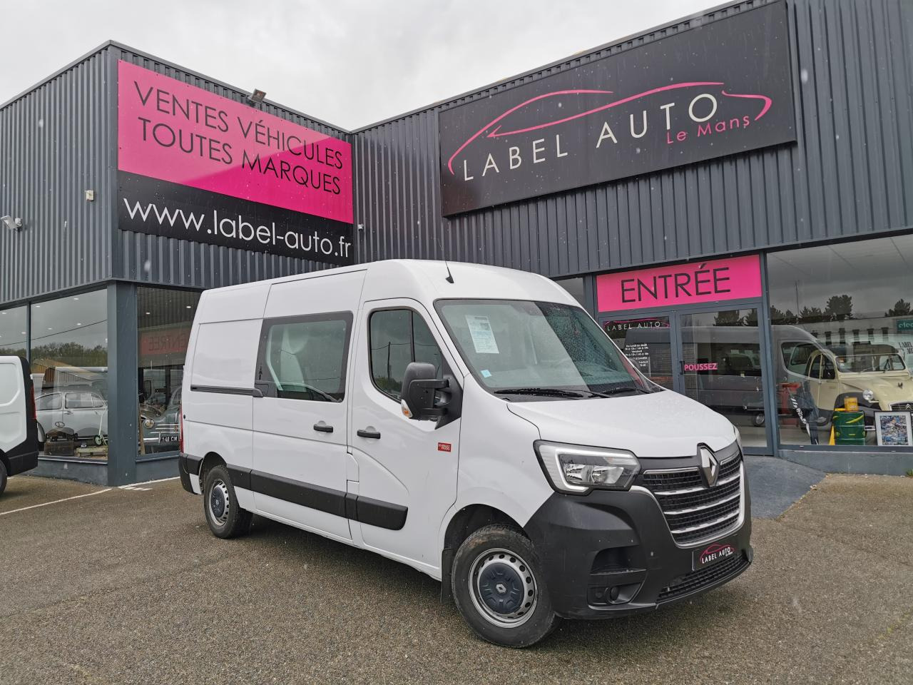 RENAULT Master Grand Confort F3500 L2H2 2.3 Blue dCi - 150 III CABINE APPROFONDIE Cabine approfondie L2H2 T - Furgon: obrázok 5 RENAULT Master Grand Confort F3500 L2H2 2.3 Blue dCi - 150 III CABINE APPROFONDIE Cabine approfondie L2H2 T - Furgon: obrázok 5