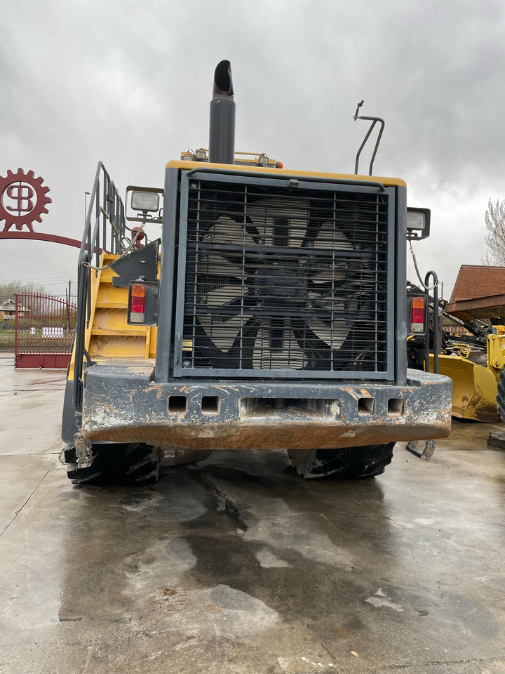 Leasing KOMATSU WA600-6 KOMATSU WA600-6: obrázok 18 Leasing KOMATSU WA600-6 KOMATSU WA600-6: obrázok 18