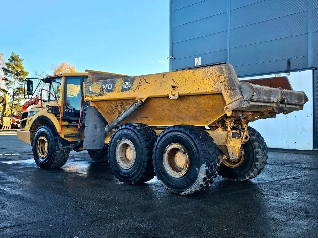 Volvo A 25 G - Ťahačový kĺbový damper: obrázok 3 Volvo A 25 G - Ťahačový kĺbový damper: obrázok 3