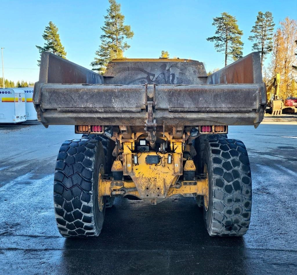 Volvo A 25 G - Ťahačový kĺbový damper: obrázok 4 Volvo A 25 G - Ťahačový kĺbový damper: obrázok 4