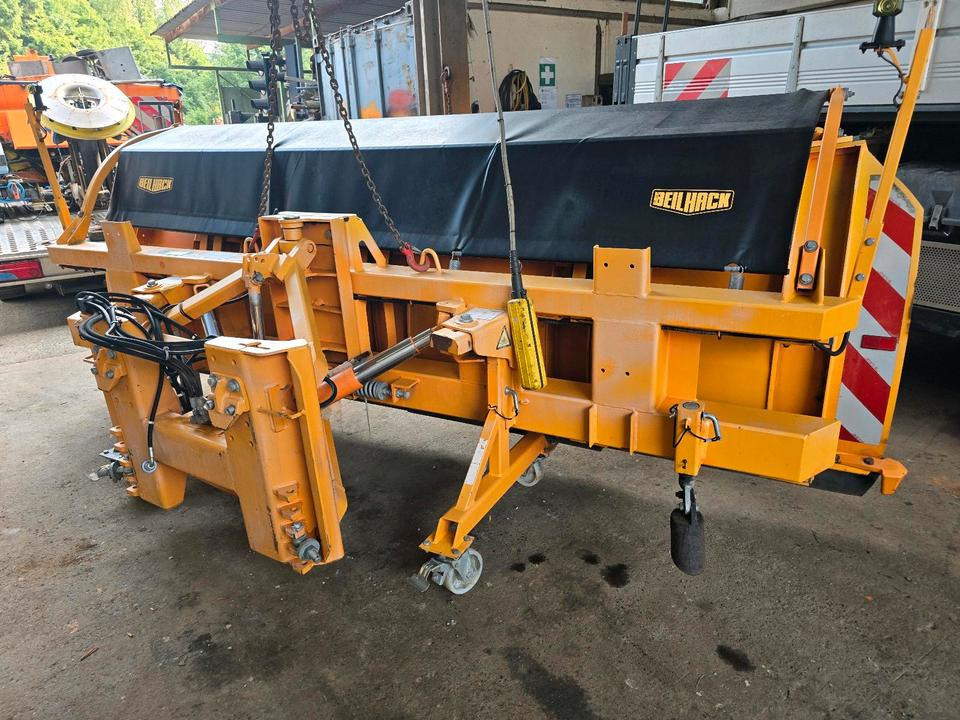 Beilhack Schneepflug PVF 34-4 Schneeschieber Schneeschild Schmidt für Unimog 405/10 405/12 UGN UGE LKW Winterdienst - Radlica na sneh: obrázok 3 Beilhack Schneepflug PVF 34-4 Schneeschieber Schneeschild Schmidt für Unimog 405/10 405/12 UGN UGE LKW Winterdienst - Radlica na sneh: obrázok 3