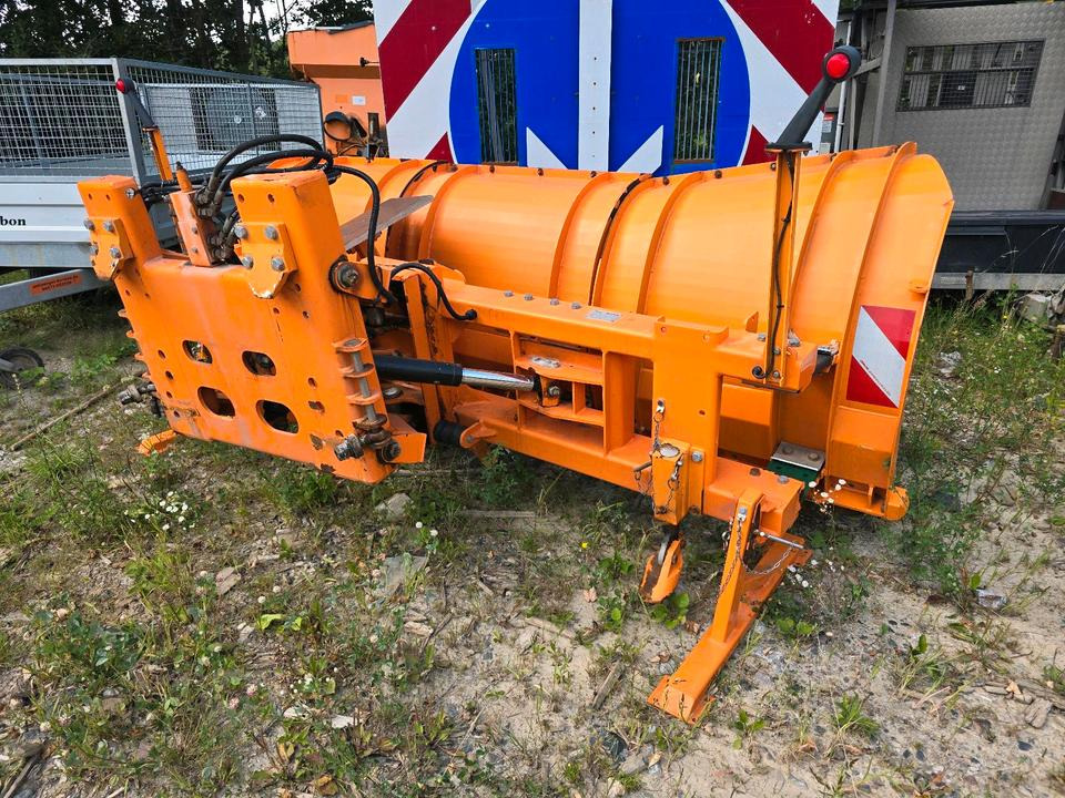 Bucher Schneepflug Ramox 300 NGR Schneeschieber Schneeschild Winterdienst Räumschild passend für Unimog 405/10 405/12 UGE UGN U300 U 300 400 500 - Radlica na sneh: obrázok 4 Bucher Schneepflug Ramox 300 NGR Schneeschieber Schneeschild Winterdienst Räumschild passend für Unimog 405/10 405/12 UGE UGN U300 U 300 400 500 - Radlica na sneh: obrázok 4