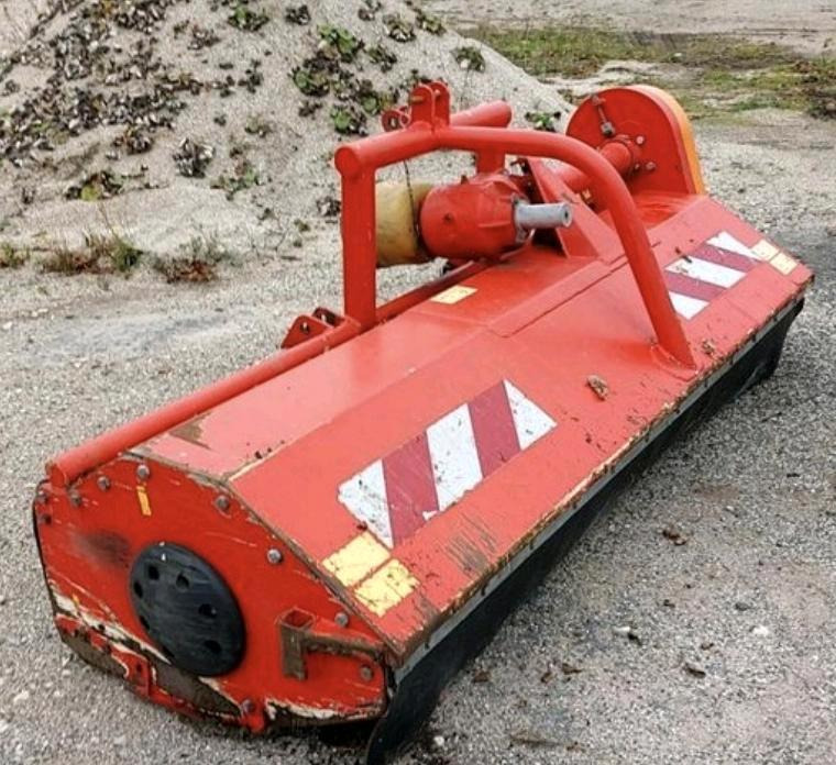 Dücker PMK21 2017 Frontmulchgerät Mulcher Mulchgerät Traktor - Kladivkový mulčovač: obrázok 3 Dücker PMK21 2017 Frontmulchgerät Mulcher Mulchgerät Traktor - Kladivkový mulčovač: obrázok 3