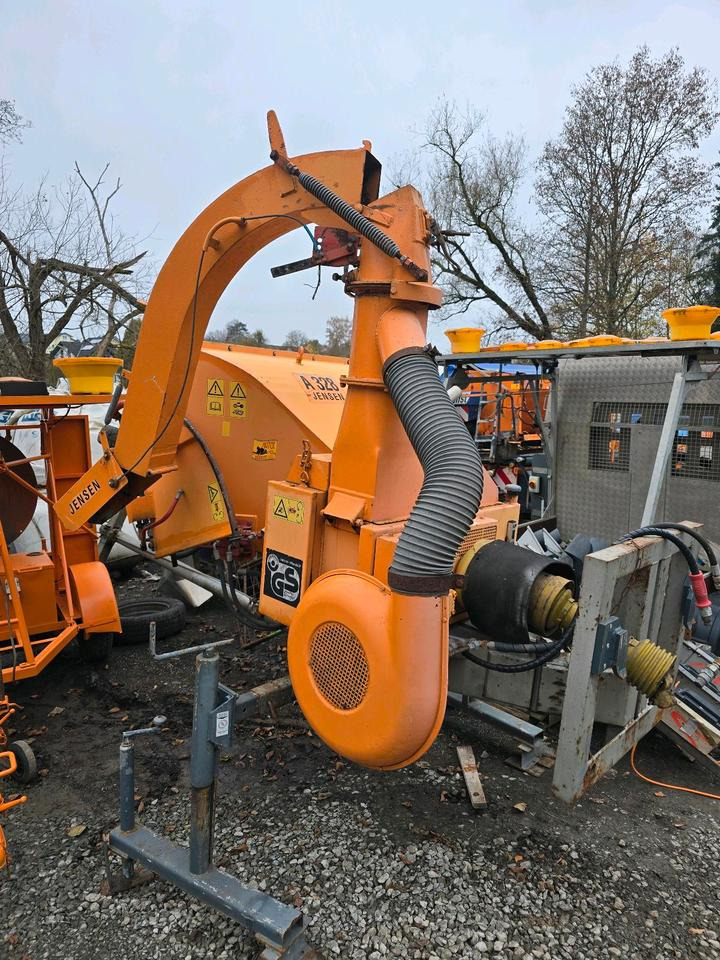 Jensen A328 Holhäcksler Holzhacker Holzschreder passend für Unimog 405 U 300 400 500 527 530 523 - Drtič konárov: obrázok 1 Jensen A328 Holhäcksler Holzhacker Holzschreder passend für Unimog 405 U 300 400 500 527 530 523 - Drtič konárov: obrázok 1