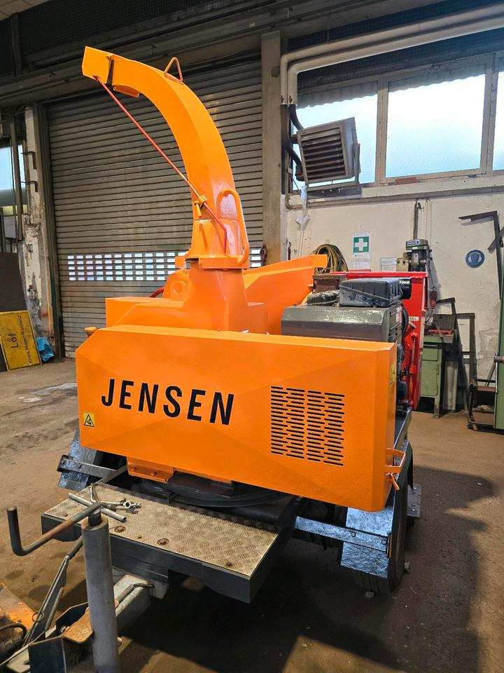 Jensen A328 Holzhäcksler Holzhacker Häcksler Hacker Holzhackschnitzler Schredder - Drtič konárov: obrázok 4 Jensen A328 Holzhäcksler Holzhacker Häcksler Hacker Holzhackschnitzler Schredder - Drtič konárov: obrázok 4