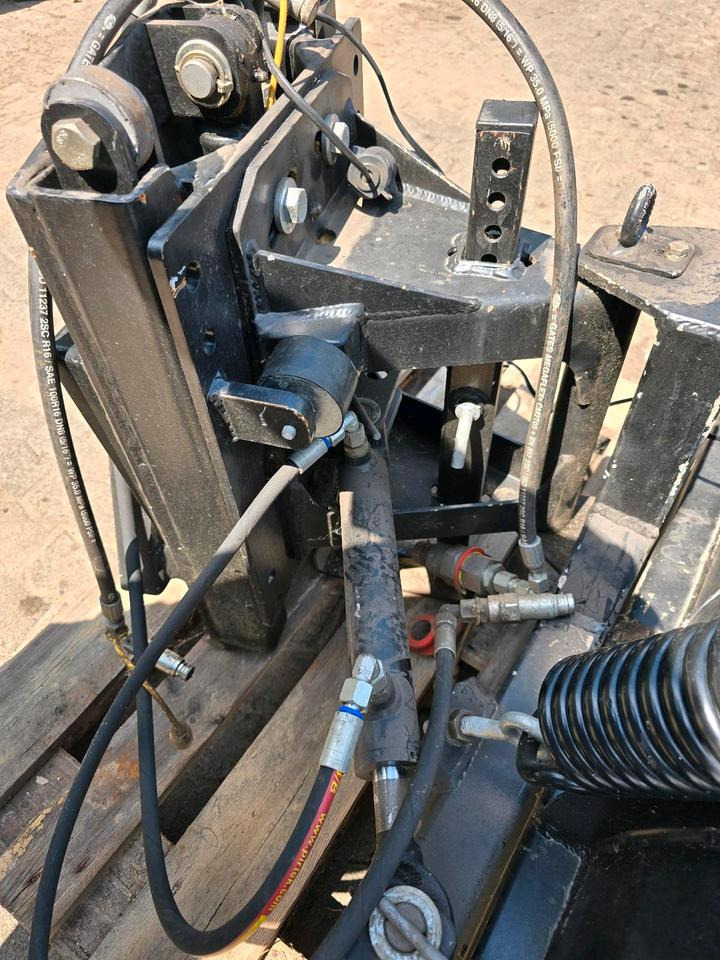 Radlica na sneh KIF CM 2000 Schneepflug Schneeschild Schneeschieber Räumschild Winterdienst für Kleintraktore Iseki Kubota Multicar: obrázok 7 Radlica na sneh KIF CM 2000 Schneepflug Schneeschild Schneeschieber Räumschild Winterdienst für Kleintraktore Iseki Kubota Multicar: obrázok 7