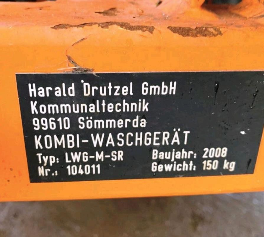 Leitpfostenwaschgerät Drutzel LWG-M-SR Leitpfostenwaschmaschine Schmidt Passend für Multicar Unimog - Zametač: obrázok 3 Leitpfostenwaschgerät Drutzel LWG-M-SR Leitpfostenwaschmaschine Schmidt Passend für Multicar Unimog - Zametač: obrázok 3
