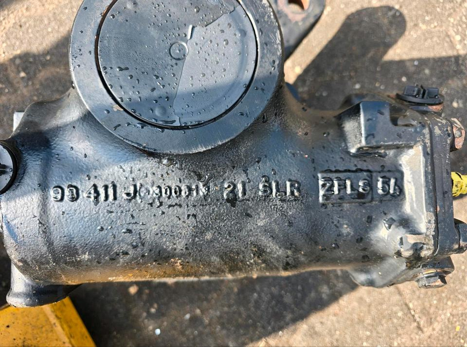 Lenkgetriebe ZF LS 54 ZFLS54 für Unimog Baureihe 405 U423 427 429 430 Mercedes-Benz U Lenkung - Riadenia pre Komunálne/ Špeciálne stroje: obrázok 3 Lenkgetriebe ZF LS 54 ZFLS54 für Unimog Baureihe 405 U423 427 429 430 Mercedes-Benz U Lenkung - Riadenia pre Komunálne/ Špeciálne stroje: obrázok 3