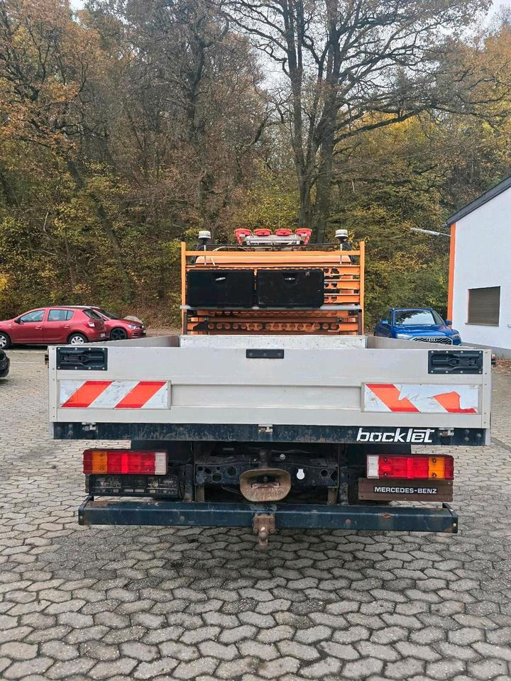 Mercedes-Benz Vario 613D Bluetec 5 Pritsche Doka LKW - Dodávka valník, Dodávkа s dvojitou kabínou: obrázok 3 Mercedes-Benz Vario 613D Bluetec 5 Pritsche Doka LKW - Dodávka valník, Dodávkа s dvojitou kabínou: obrázok 3