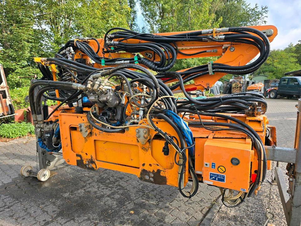Mulag MFK 600 Mähausleger mit Randstreifenmäher MRF 350 Böschungsmäher Böschungsmulcher Hangmäher MKM 700 FME 600 500 - Priekopové rameno: obrázok 4 Mulag MFK 600 Mähausleger mit Randstreifenmäher MRF 350 Böschungsmäher Böschungsmulcher Hangmäher MKM 700 FME 600 500 - Priekopové rameno: obrázok 4