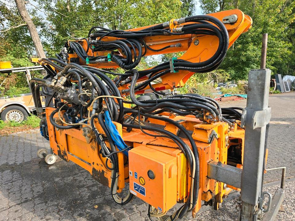 Mulag MFK 600 Mähausleger mit Randstreifenmäher MRF 350 Böschungsmäher Böschungsmulcher Hangmäher MKM 700 FME 600 500 - Priekopové rameno: obrázok 5 Mulag MFK 600 Mähausleger mit Randstreifenmäher MRF 350 Böschungsmäher Böschungsmulcher Hangmäher MKM 700 FME 600 500 - Priekopové rameno: obrázok 5