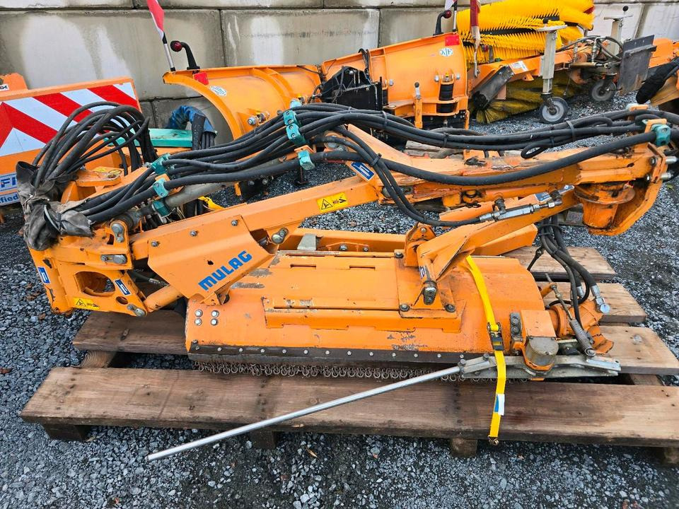 Priekopové rameno Mulag MKM 700 Böschungsmäher Böschungsmulcher FME für Unimog 405 UGE UGN U300 400 500 423 427 430 530 MHU MFK DUA UNA: obrázok 12 Priekopové rameno Mulag MKM 700 Böschungsmäher Böschungsmulcher FME für Unimog 405 UGE UGN U300 400 500 423 427 430 530 MHU MFK DUA UNA: obrázok 12