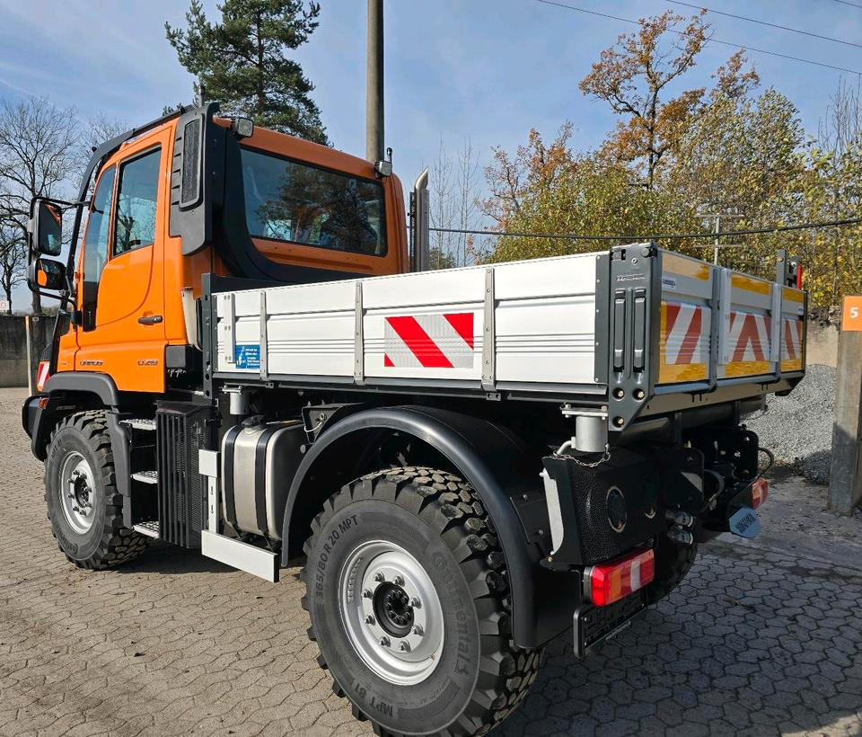 NEUFAHRZEUG Unimog U219 EAS NKS-Z-UGE-43 Mercedes-Benz 405/10 405/12 UGE Mercedes-Benz U 318 323 327 423 427 429 430 EasyDrive - Vozidlo na odpratávanie snehu: obrázok 4 NEUFAHRZEUG Unimog U219 EAS NKS-Z-UGE-43 Mercedes-Benz 405/10 405/12 UGE Mercedes-Benz U 318 323 327 423 427 429 430 EasyDrive - Vozidlo na odpratávanie snehu: obrázok 4