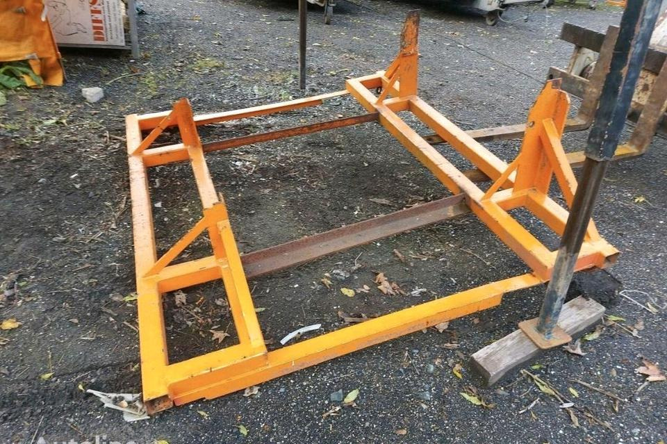 Aufbaurahmen Fendt Xylon 524 522 520 für Böschungsmäher Böschungsmulcher - Príslušenstvo pre Poľnohospodárske stroje: obrázok 1 Aufbaurahmen Fendt Xylon 524 522 520 für Böschungsmäher Böschungsmulcher - Príslušenstvo pre Poľnohospodárske stroje: obrázok 1