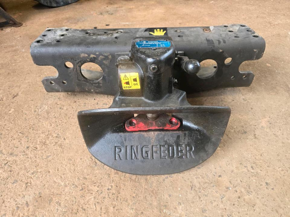 Ringfeder Anhängerkupplung für Unimog U 300 400 500 Anhängermaul Anhängerzugöse Zugmaul Mercedes Benz Zugöse Q36 Q33 Querträger ZGN UGE 405/10 405/12 - Príslušenstvo pre Nákladné auto: obrázok 1 Ringfeder Anhängerkupplung für Unimog U 300 400 500 Anhängermaul Anhängerzugöse Zugmaul Mercedes Benz Zugöse Q36 Q33 Querträger ZGN UGE 405/10 405/12 - Príslušenstvo pre Nákladné auto: obrázok 1