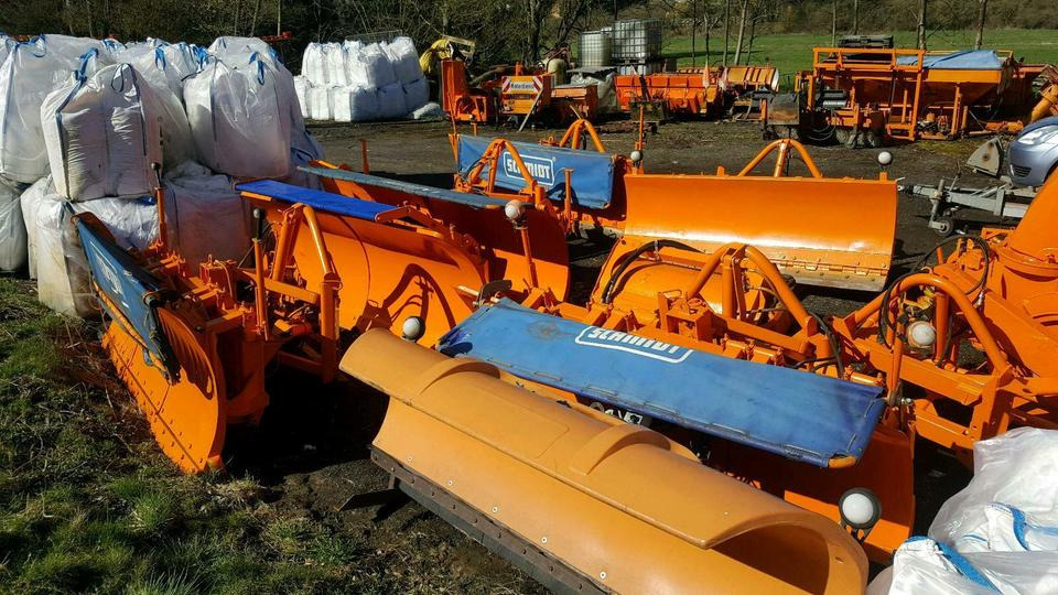 Schneepflug Schmidt Beilhack Winterdienst Schneeschild Unimog Fen - Radlica na sneh: obrázok 1 Schneepflug Schmidt Beilhack Winterdienst Schneeschild Unimog Fen - Radlica na sneh: obrázok 1