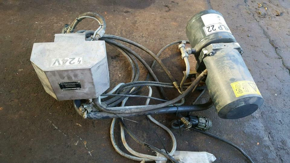 Schneepflug Schmidt Hydraulikanlage Schneeschild Elektrohydraulik - Hydraulika pre Komunálne/ Špeciálne stroje: obrázok 1 Schneepflug Schmidt Hydraulikanlage Schneeschild Elektrohydraulik - Hydraulika pre Komunálne/ Špeciálne stroje: obrázok 1