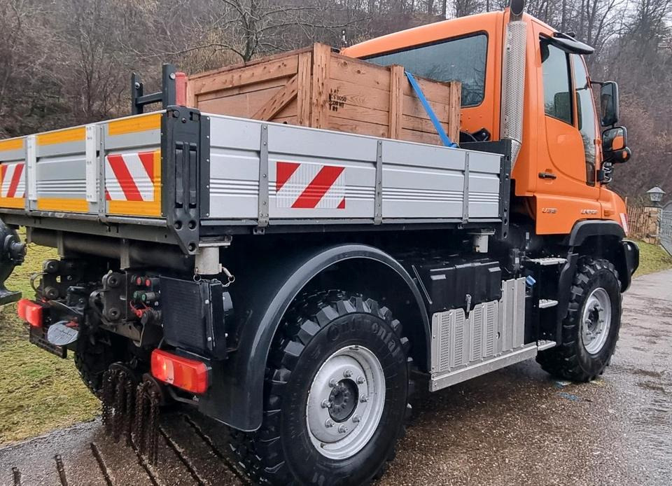 Unimog 405 U318 EAS 640-Betriebsstunden Mercedes-Benz 318 323 327 Automatik Euro6 - Valníkový/ Plošinový nákladný automobil, Komunálne/ Špeciálne stroje: obrázok 3 Unimog 405 U318 EAS 640-Betriebsstunden Mercedes-Benz 318 323 327 Automatik Euro6 - Valníkový/ Plošinový nákladný automobil, Komunálne/ Špeciálne stroje: obrázok 3