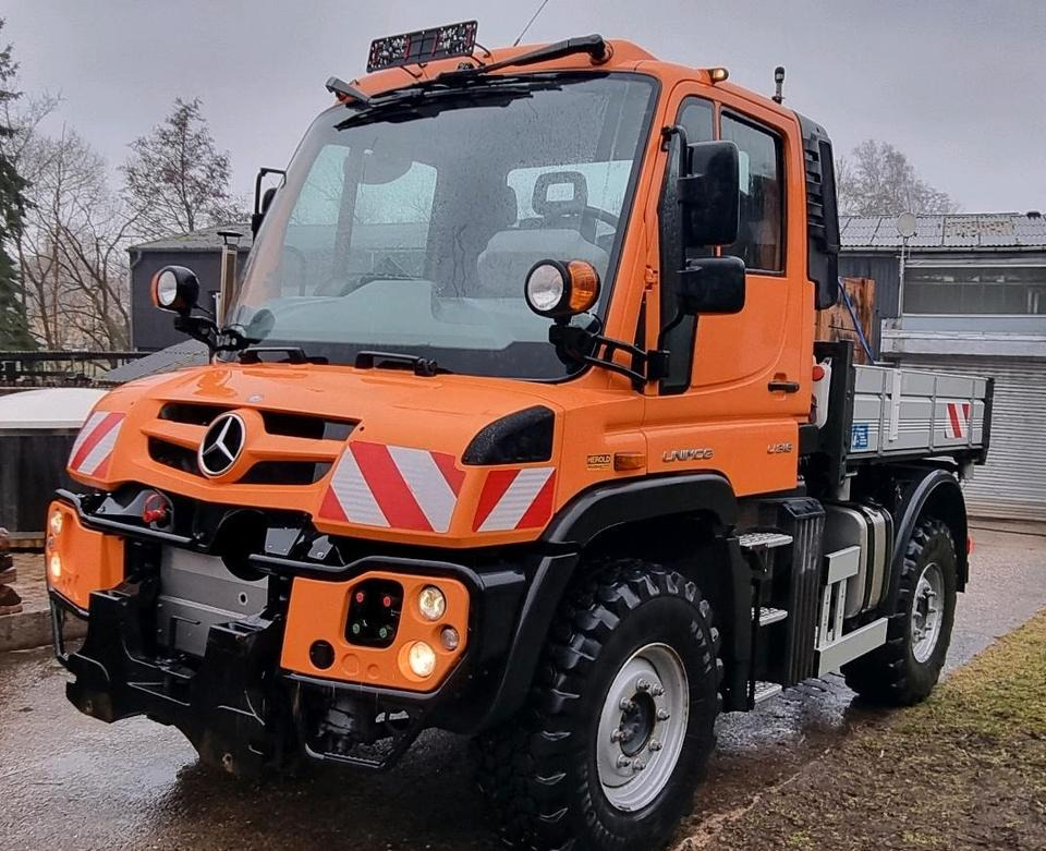 Unimog 405 U318 EAS 640-Betriebsstunden Mercedes-Benz 318 323 327 Automatik Euro6 - Valníkový/ Plošinový nákladný automobil, Komunálne/ Špeciálne stroje: obrázok 2 Unimog 405 U318 EAS 640-Betriebsstunden Mercedes-Benz 318 323 327 Automatik Euro6 - Valníkový/ Plošinový nákladný automobil, Komunálne/ Špeciálne stroje: obrázok 2