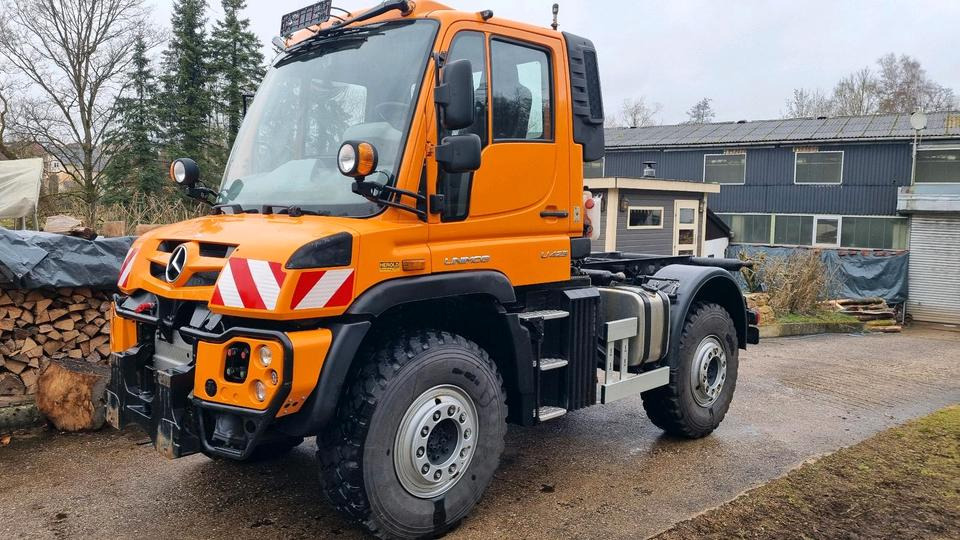 Unimog 423 405 Mercedes-Benz U423 EAS Kipper UGN UGE - Valníkový/ Plošinový nákladný automobil, Komunálne/ Špeciálne stroje: obrázok 1 Unimog 423 405 Mercedes-Benz U423 EAS Kipper UGN UGE - Valníkový/ Plošinový nákladný automobil, Komunálne/ Špeciálne stroje: obrázok 1