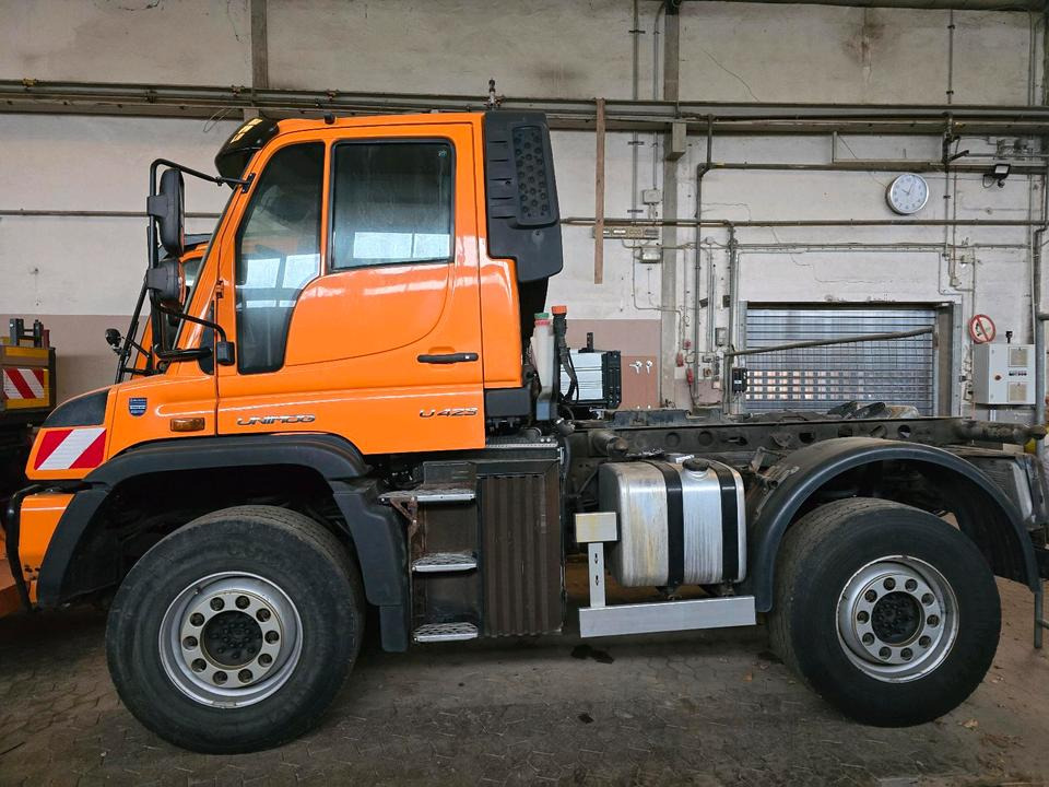 Unimog U423 EAS NKS-Z-UGE-43 Mercedes-Benz 405/10 405/12 UGE Mercedes-Benz U 318 323 327 423 427 429 430 EasyDrive Variopilot - Podvozek s kabinou, Komunálne/ Špeciálne stroje: obrázok 4 Unimog U423 EAS NKS-Z-UGE-43 Mercedes-Benz 405/10 405/12 UGE Mercedes-Benz U 318 323 327 423 427 429 430 EasyDrive Variopilot - Podvozek s kabinou, Komunálne/ Špeciálne stroje: obrázok 4