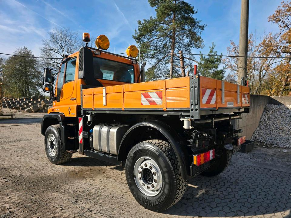 Unimog U500 2011 Bluetec 5 405/10 405/12 NKS-Z-UGN-43K Bluetec 5 Mercedes-Benz UGE UGN Hydrostat 6 Zylinder EasyDrive Variopilot Wechsellenkung - Vozidlo na odpratávanie snehu: obrázok 4 Unimog U500 2011 Bluetec 5 405/10 405/12 NKS-Z-UGN-43K Bluetec 5 Mercedes-Benz UGE UGN Hydrostat 6 Zylinder EasyDrive Variopilot Wechsellenkung - Vozidlo na odpratávanie snehu: obrázok 4