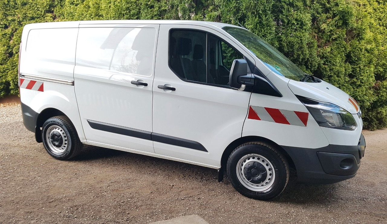 Ford Transit Sortimo Werkstatt 15xauf Lager 1.Hand - Malá dodávka: obrázok 5 Ford Transit Sortimo Werkstatt 15xauf Lager 1.Hand - Malá dodávka: obrázok 5