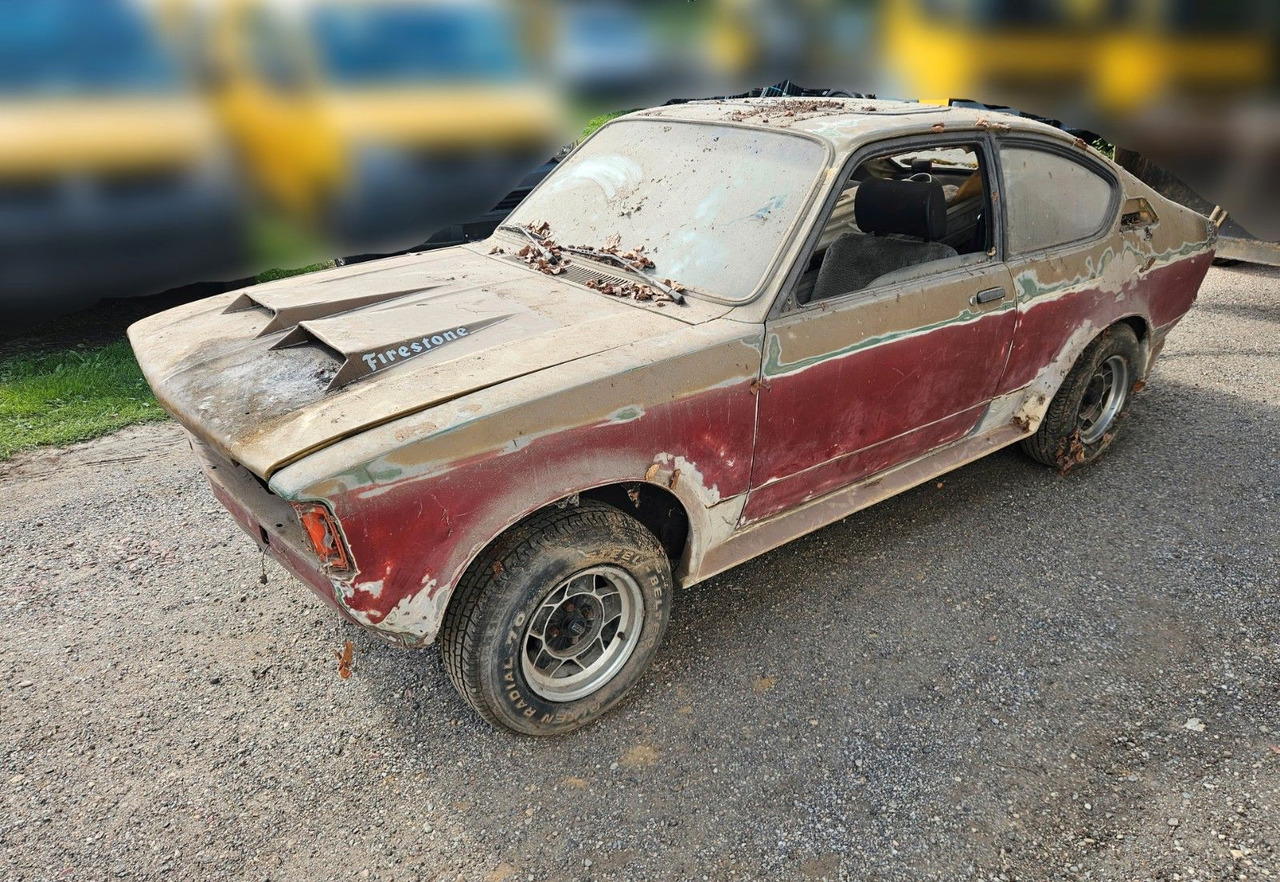 Opel Kadett C Rallye 2.0E Coupe Nr.13 Scheunenfund - Automobil: obrázok 4 Opel Kadett C Rallye 2.0E Coupe Nr.13 Scheunenfund - Automobil: obrázok 4
