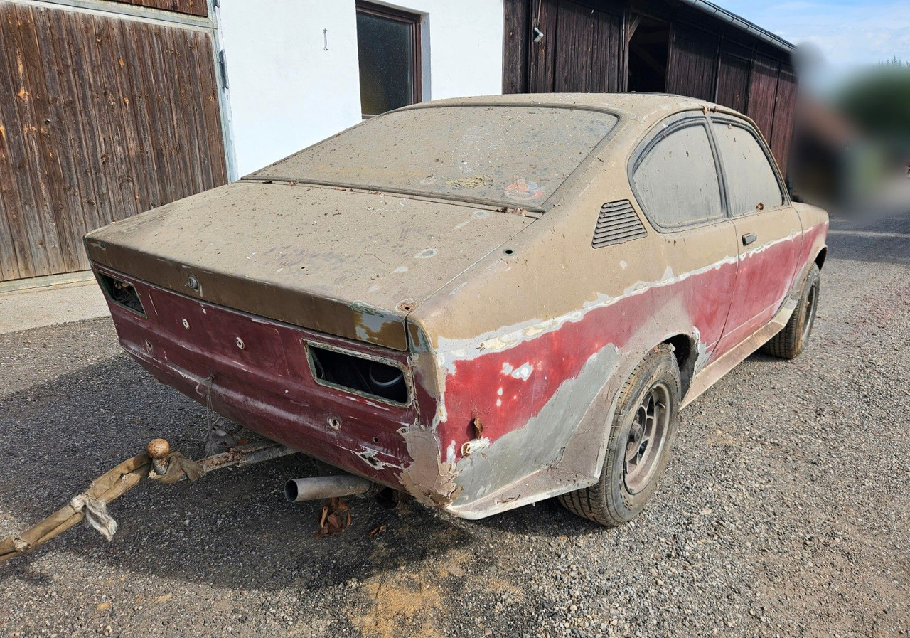Opel Kadett C Rallye 2.0E Coupe Nr.13 Scheunenfund - Automobil: obrázok 2 Opel Kadett C Rallye 2.0E Coupe Nr.13 Scheunenfund - Automobil: obrázok 2