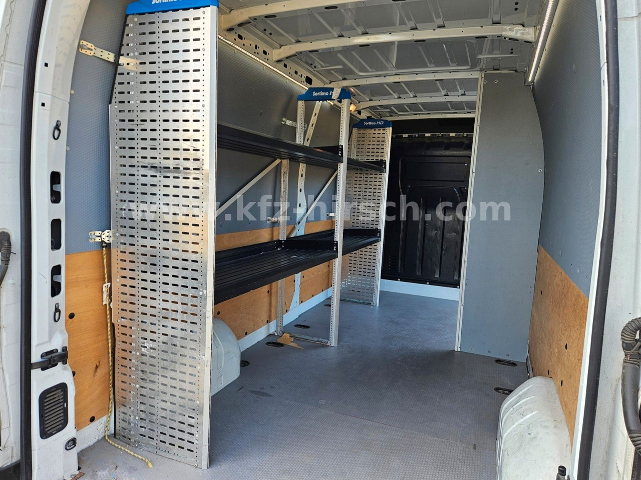 Renault Master EURO 6 *Klima*EU6*Bluetooth*Kamera*MAXI - Mikrobus: obrázok 5 Renault Master EURO 6 *Klima*EU6*Bluetooth*Kamera*MAXI - Mikrobus: obrázok 5