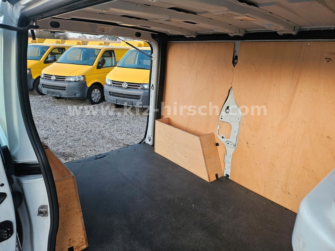 Furgon Renault Trafic Kasten L1H1 Bluetooth EURO6 Klima Komfort: obrázok 8 Furgon Renault Trafic Kasten L1H1 Bluetooth EURO6 Klima Komfort: obrázok 8