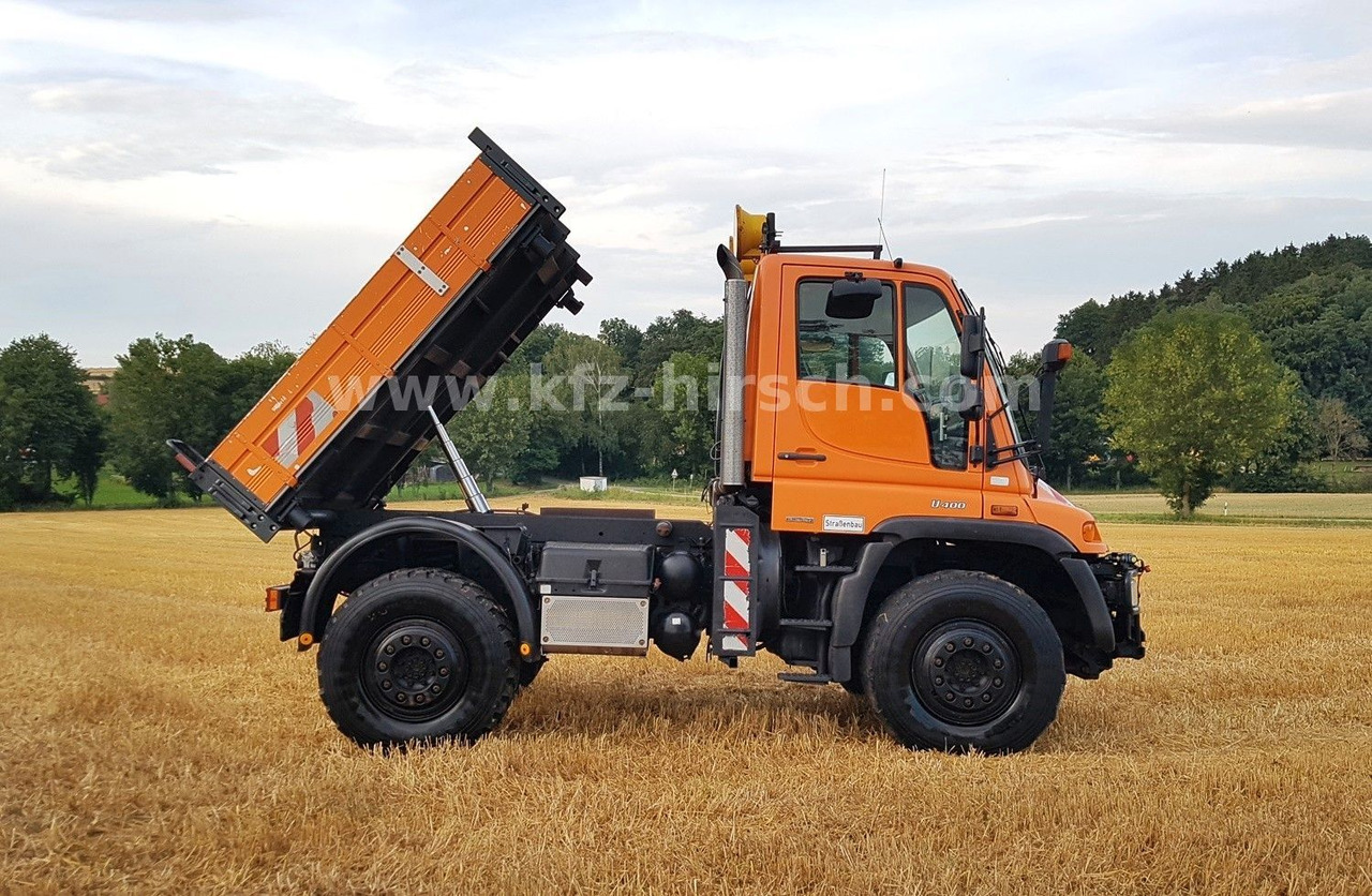 Unimog U400 405/12*HYDROSTAT*VARIOPILOT*Euro4*Kipper - Sklápač: obrázok 2 Unimog U400 405/12*HYDROSTAT*VARIOPILOT*Euro4*Kipper - Sklápač: obrázok 2