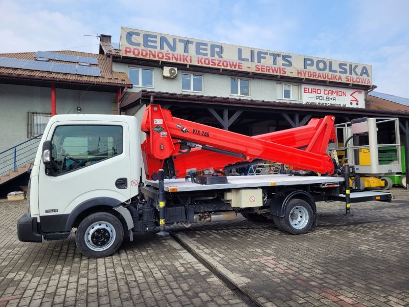 Nissan Cabstar NT400 podnośnik koszowy 24 m Versalift VTX-240 - Automobilová plošina: obrázok 5 Nissan Cabstar NT400 podnośnik koszowy 24 m Versalift VTX-240 - Automobilová plošina: obrázok 5